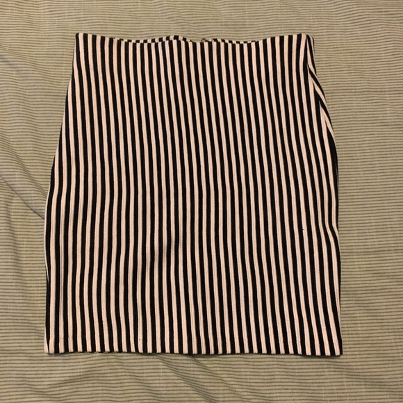 H&M stripped skirt